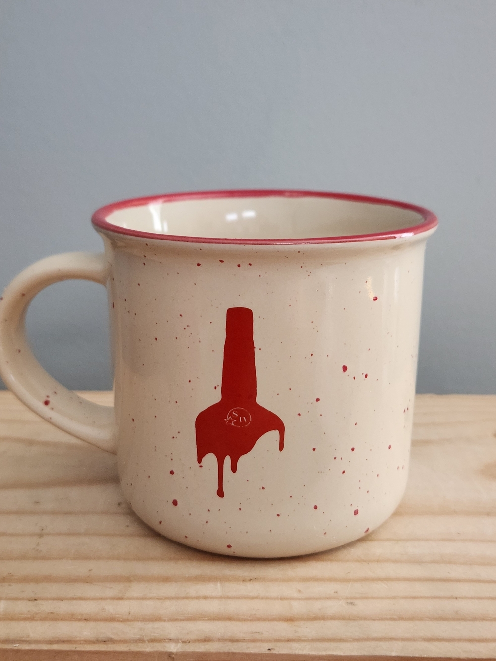 Makers Mark Whiskey Bottle Top with Red Drip Design Speckled Coffee Mug